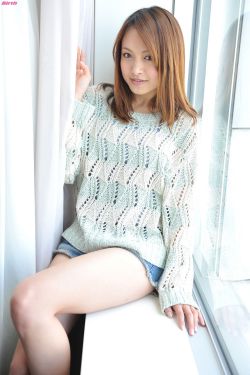 25岁女高中生