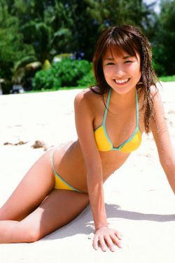 医生含着我的奶边摸边做视频